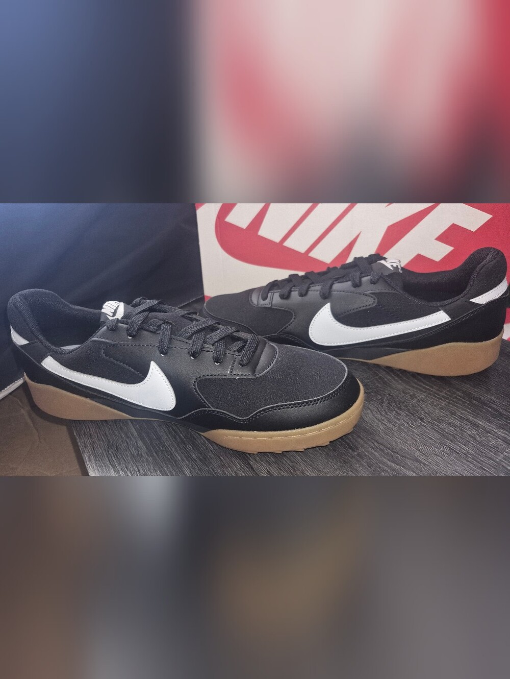 Nike Men’s Black/White Gum Sole Casual Trainer